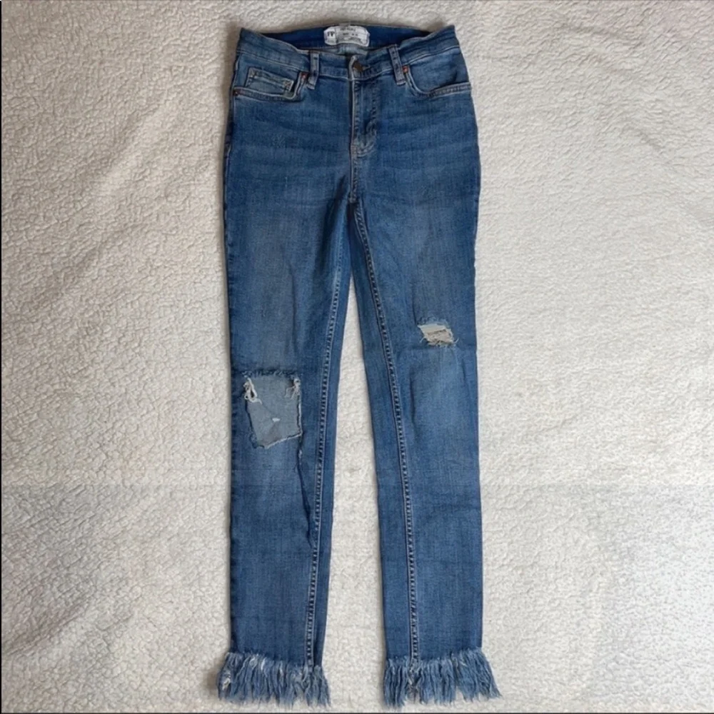 Free People Distressed Long Frayed Hem Skinny Denim Jeans Size 26 Fringe